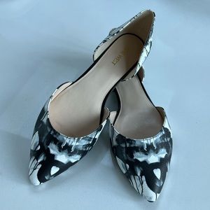 Nine West Black and White Women's Flats